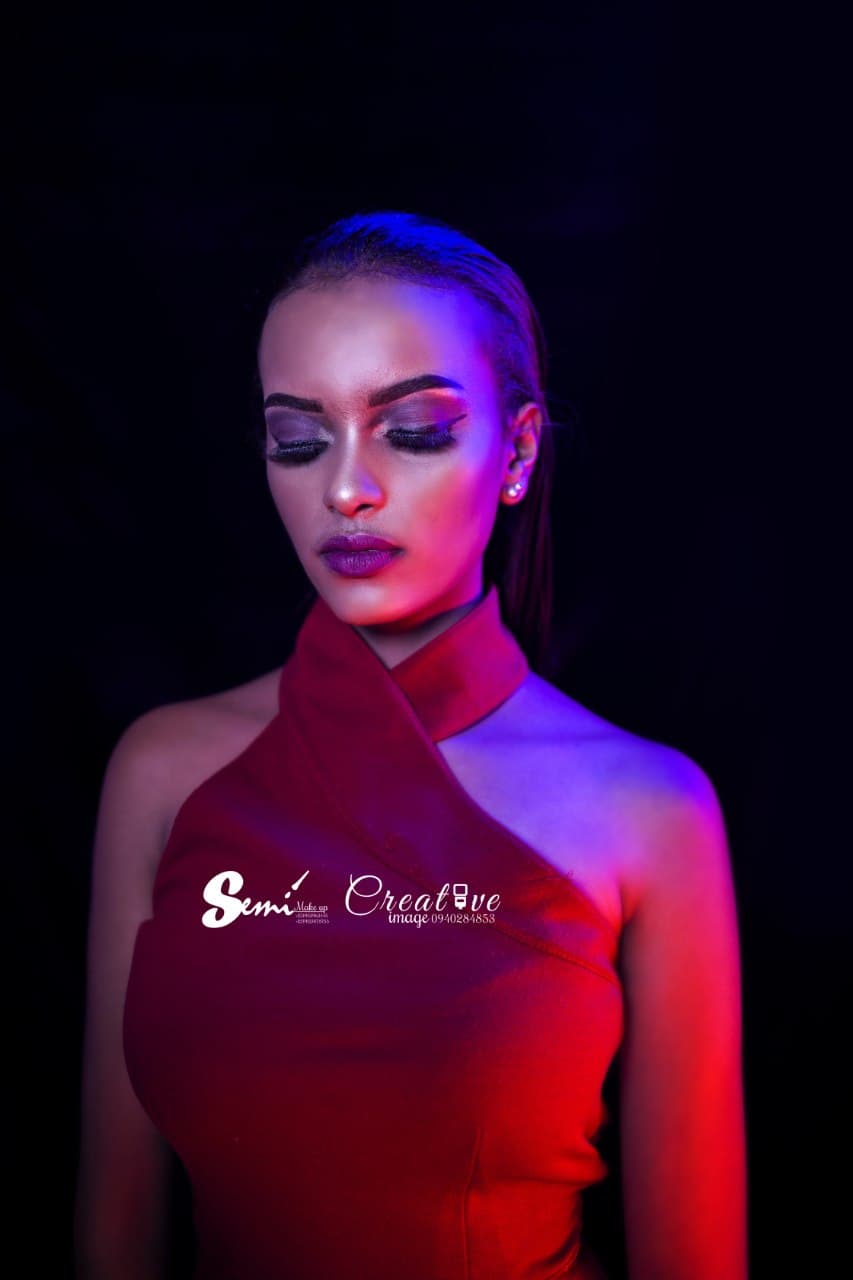 Noah Marketing & Promotion Casting Model Dunia